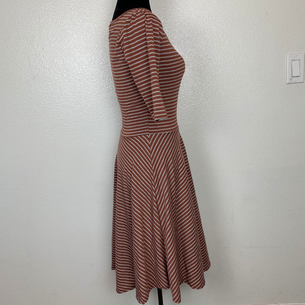 Lularoe Nicole Brown Gray Stripe Dress Size XS - Picture 4 of 7